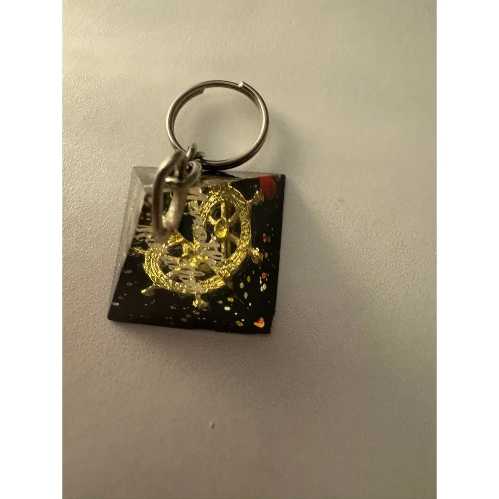 Mazatlan‎ Mexico Souvenir Pyramid Keychain Gold Ship Wheel Travel Charm
